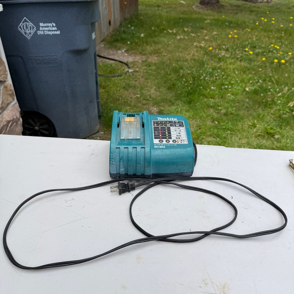 Makita DC18RA 18V Li-Ion Rapid Optimum Battery Charger